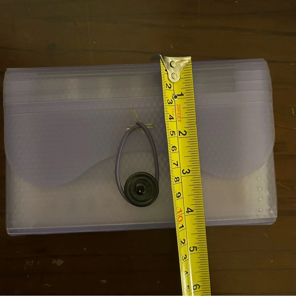 4/$15 One expandable file folder